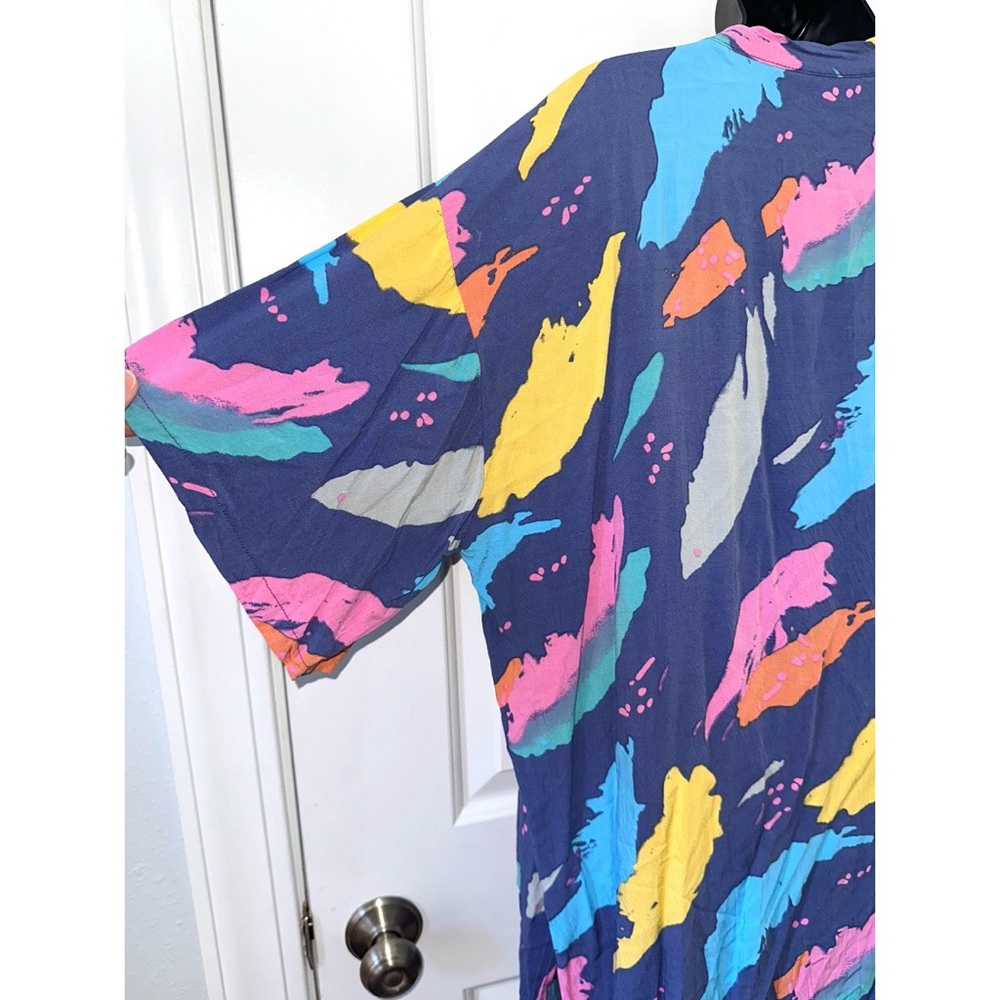 Sunshine & Rodeos Colorful Short sleeve duster shawl - Picture 4 of 5